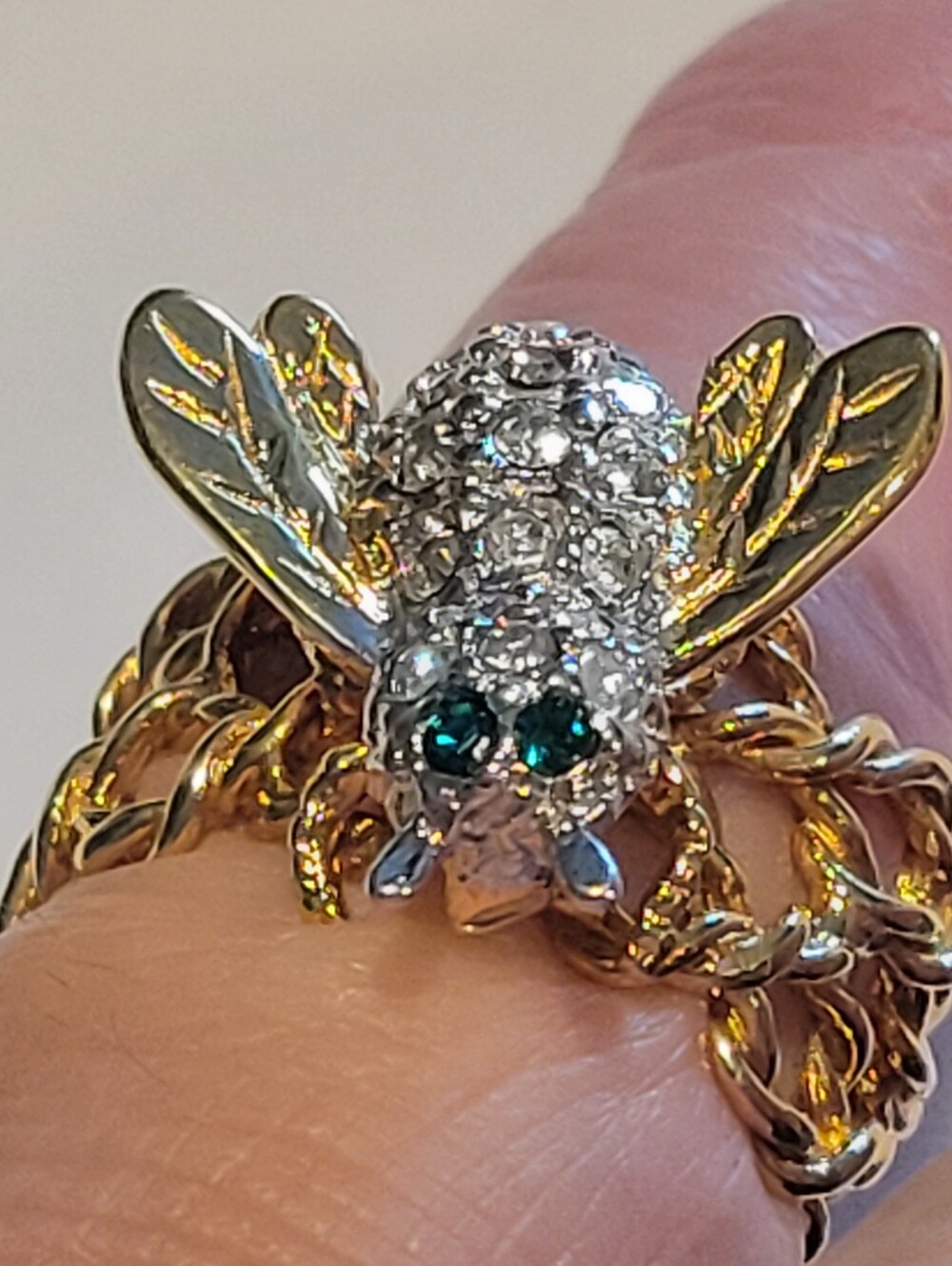Vintage 18 K. HGE size 7  Crystal Bee Ring with Green Eyes - Women Jewelry